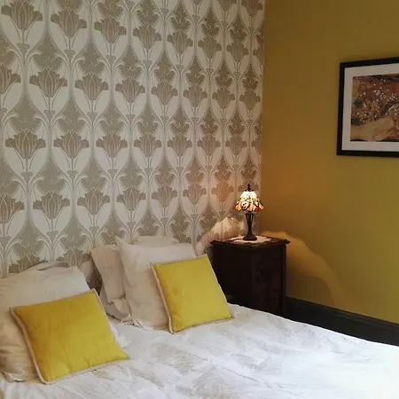 Résidence De Vaux Bed and breakfast